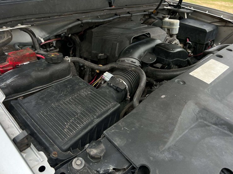 2012-gmc-sierra-1500-sle-image-8
