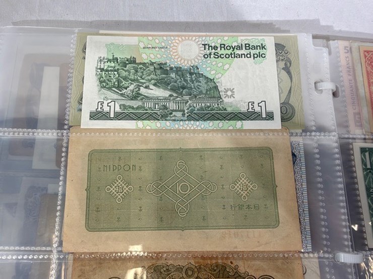 #40309-•-foreign-currency-bank-notes-image-122