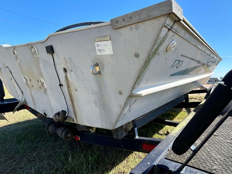 1998-lowe-170-aluminum-bass-boat-w/-trailer-image-11