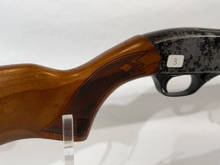 #36-•-winchester-model-190-rifle-image-22