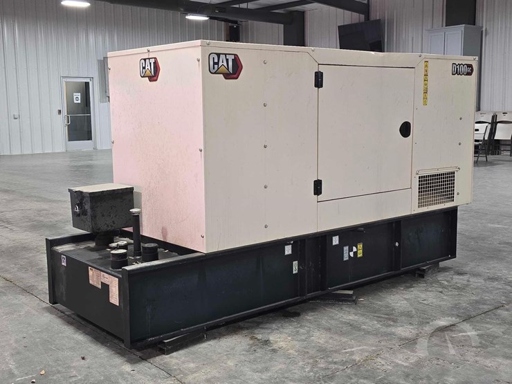 caterpillar-d100gc-image-3
