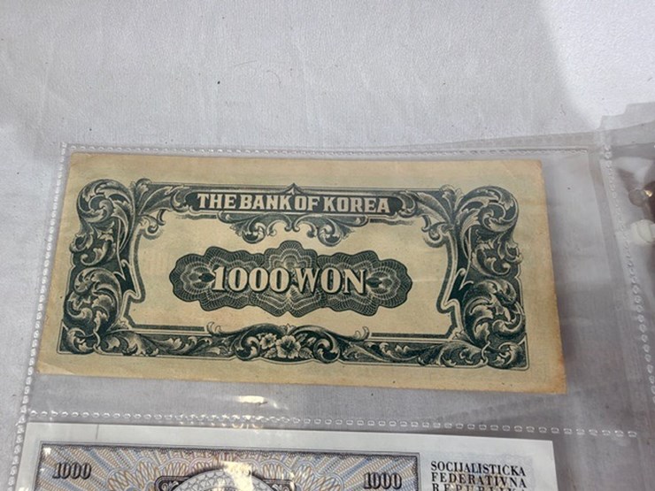 #40309-•-foreign-currency-bank-notes-image-8
