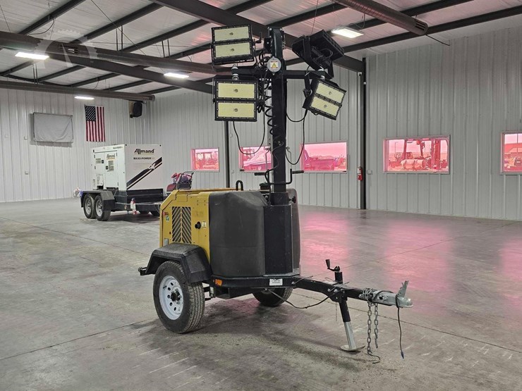 2021-allmand-bros-night-lite-gr-image-2