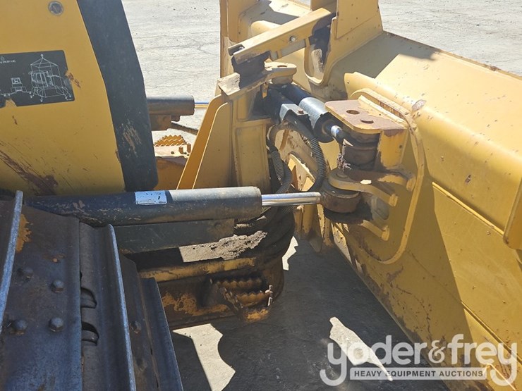 2018-caterpillar-d5k-image-28