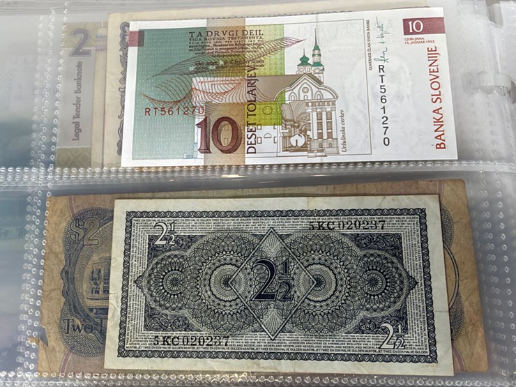 #40307-•-foreign-currency-bank-notes-image-128