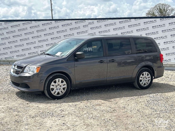 2020-dodge-grand-caravan-image-1