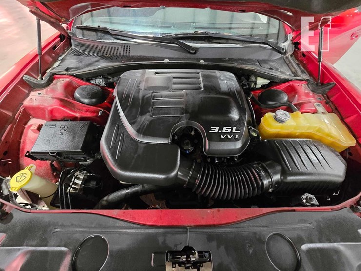 2013-dodge-image-19
