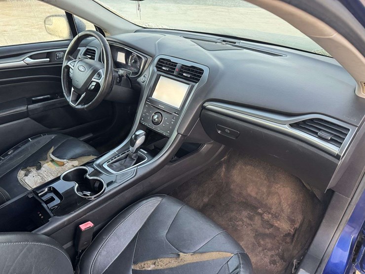 2015-ford-fusion-titanium-4dr-sedan---188,983-miles-image-14