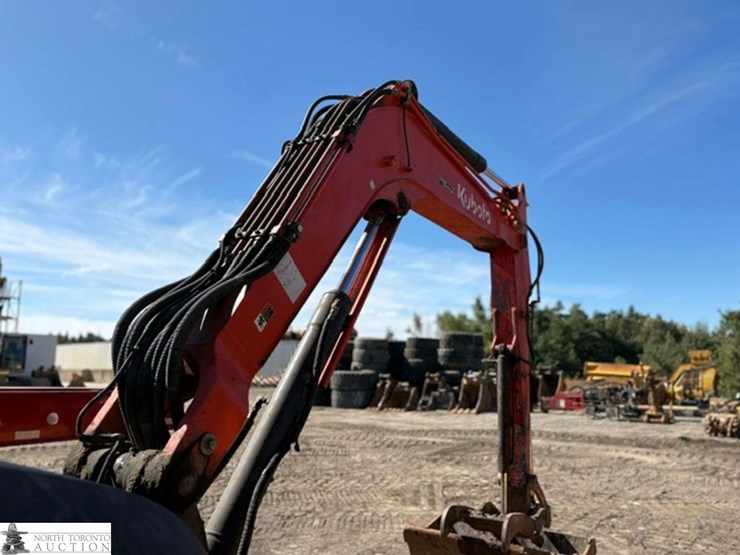 2020-kubota-kx080-4-image-9