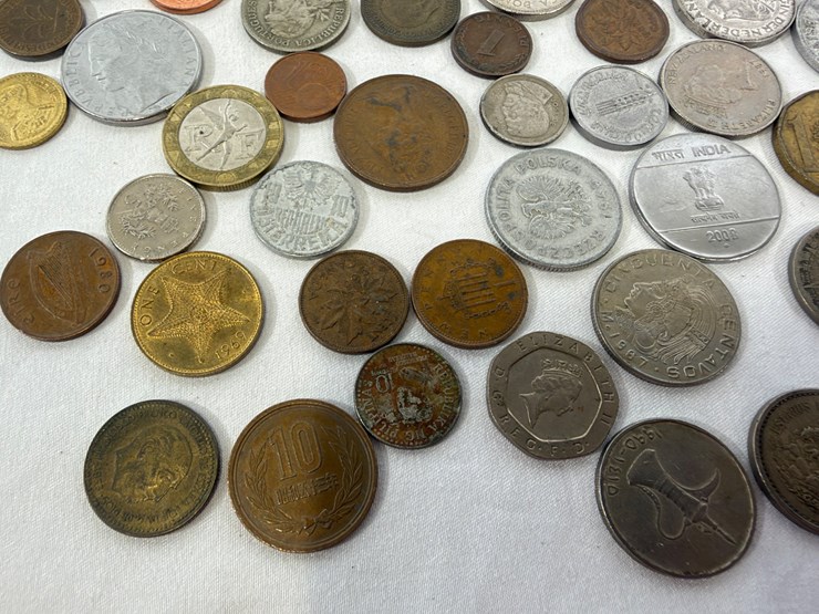 #40131-•-bag-of-misc-foreign-coins-image-3