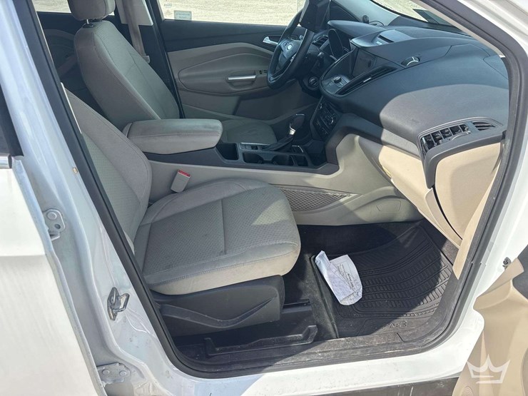 2017-ford-escape-image-18