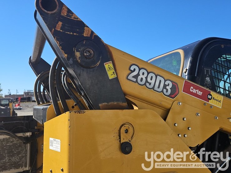 2022-caterpillar-289d3-image-28