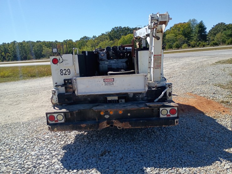 2003-ford-f550-image-7