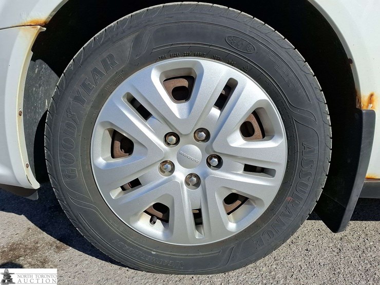 2014-ram-c/v-tradesman-image-16