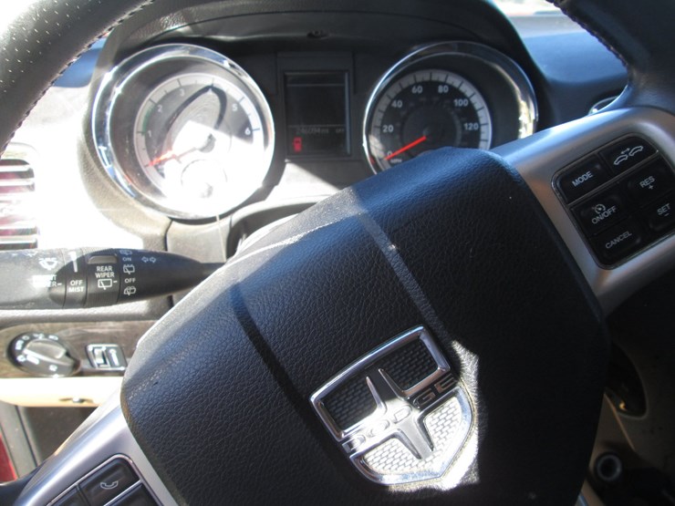 2011-dodge-durango-image-31
