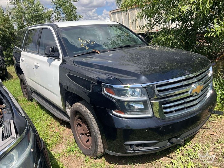 2020-chevrolet-tahoe-image-1