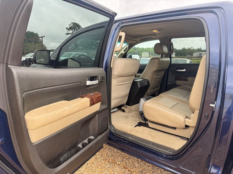 2008-toyota-tundra-image-9