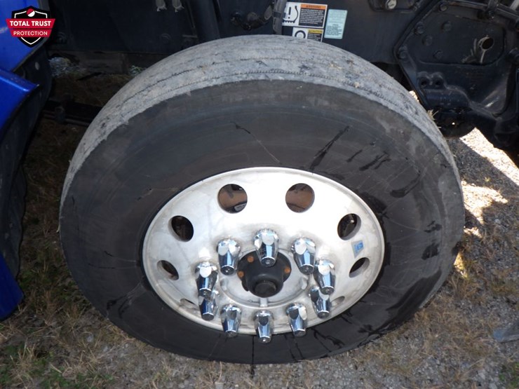 2021-kenworth-t680-image-25