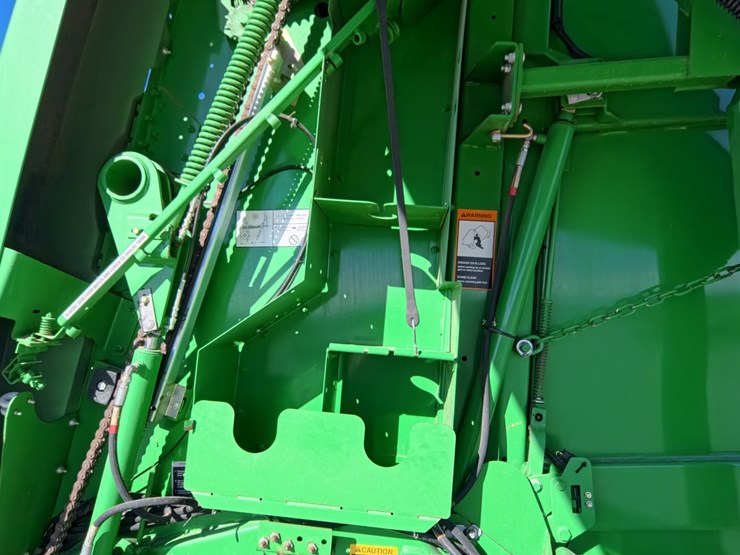 john-deere-569-premium-image-25