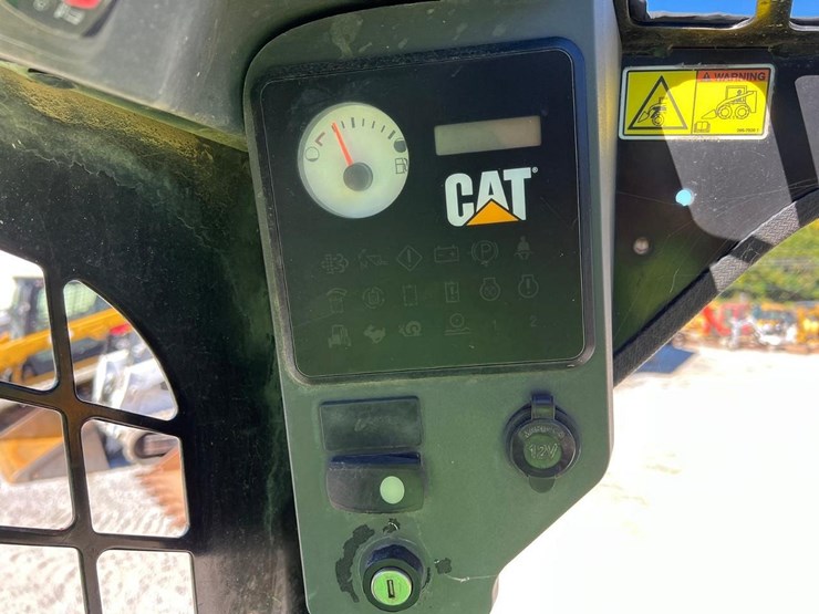 2013-caterpillar-289c2-image-16