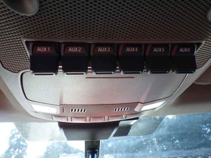 2020-ford-f350-image-33