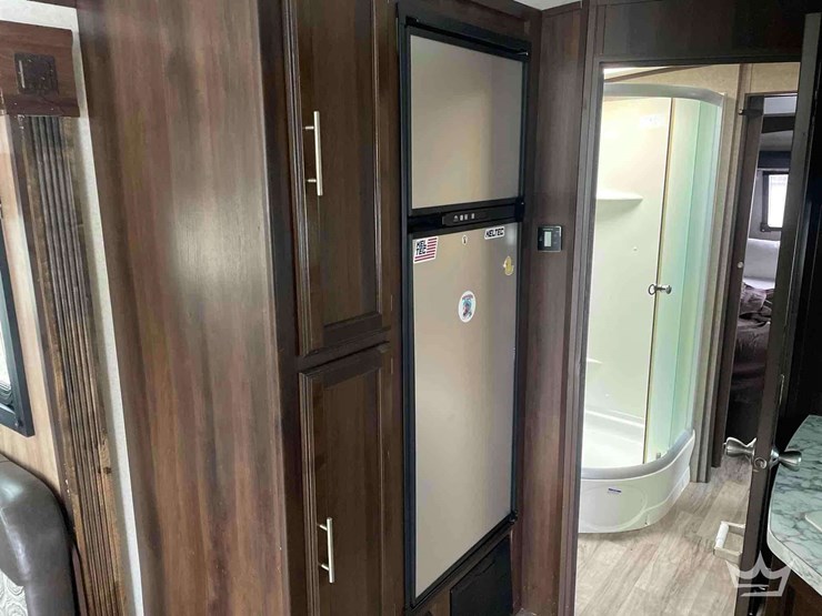 2018-33ft-jayco-white-hawk-30rls-t/a-travel-trailer-image-32