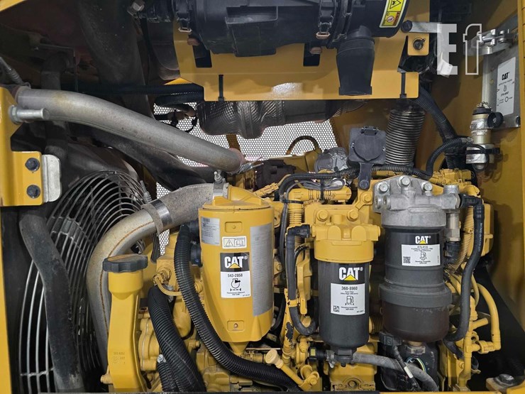 2020-caterpillar-d3k2-xl-image-29