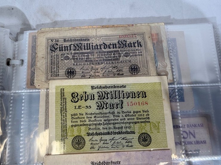 #40311-•-foreign-currency-bank-notes-image-62