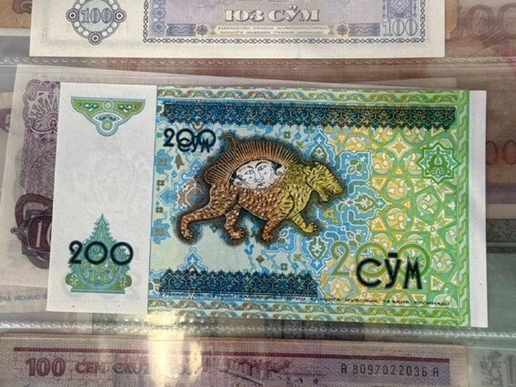 #40309-•-foreign-currency-bank-notes-image-94