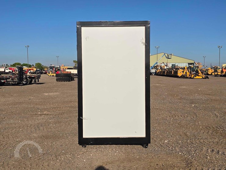 mobile-toilet-image-5