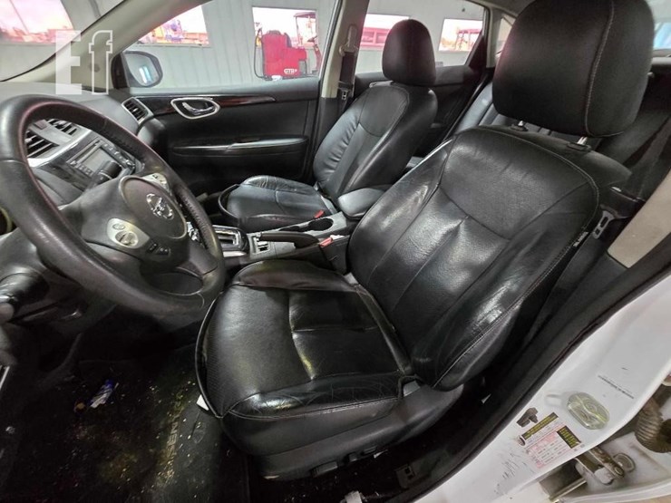 2017-nissan-sentra-image-9