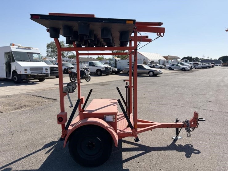 2011-myers-&-sons-gb4001-arrowboard-trailer-image-6