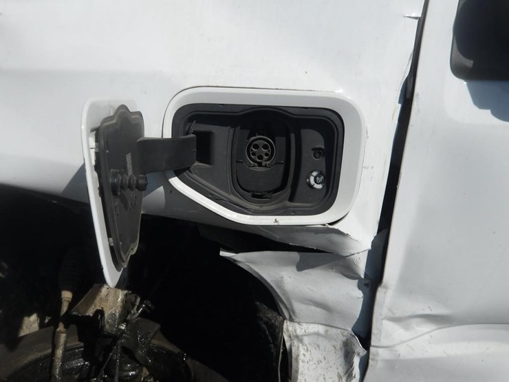 2023-ford-f150-image-8