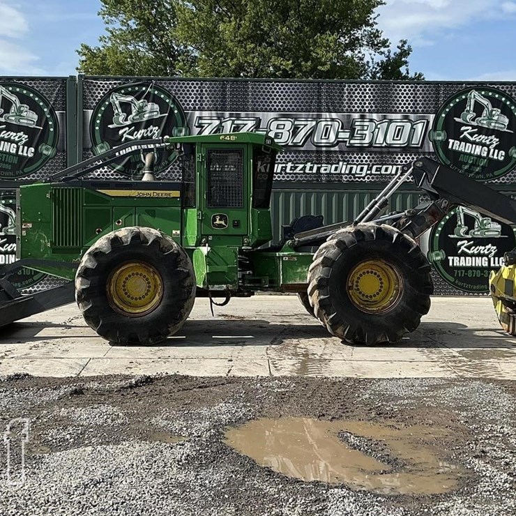 2023 DEERE 648L II