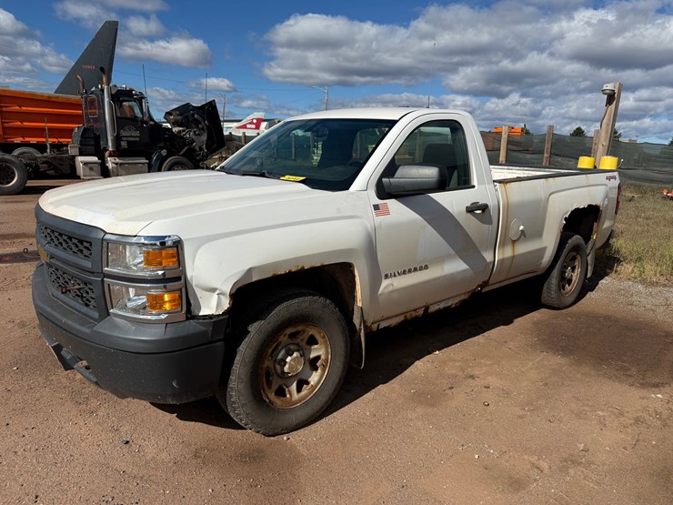 2014-chevrolet-1500-image-1