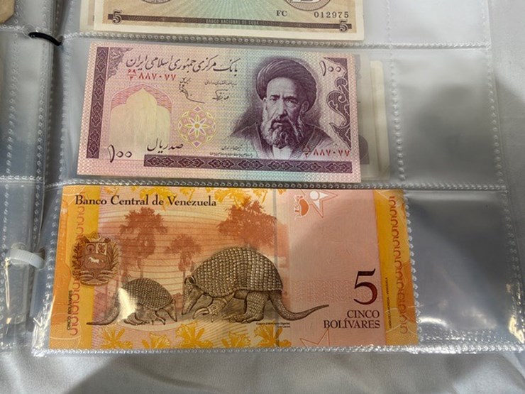 #40310-•-foreign-currency-bank-notes-image-157