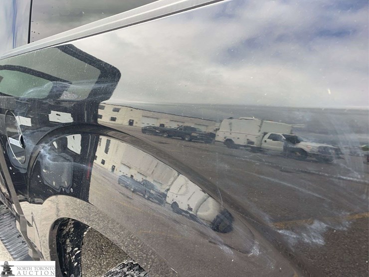 2019-ford-f150-image-35