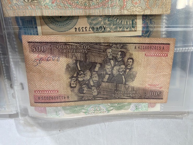 #40310-•-foreign-currency-bank-notes-image-81