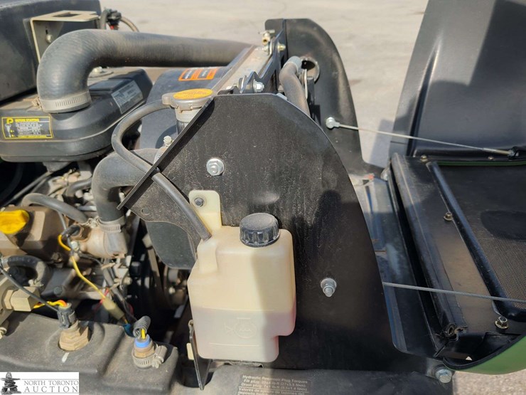 2015-john-deere-2500-image-28