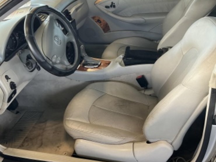 2004-mercedes-benz-clk320-sdn-image-22