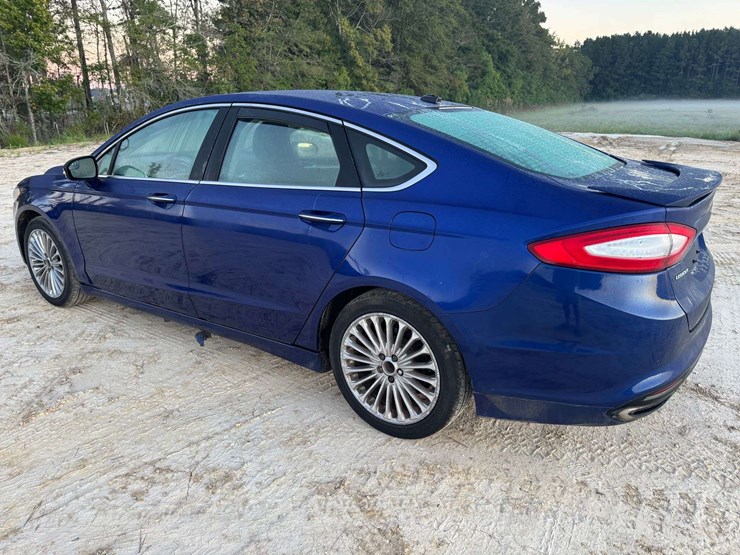2015-ford-fusion-titanium-4dr-sedan---188,983-miles-image-4