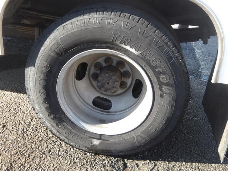 2005-chevrolet-silverado-3500-image-6