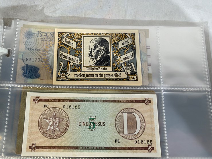 #40307-•-foreign-currency-bank-notes-image-98