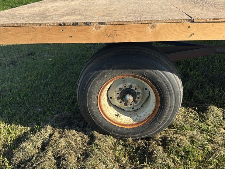 15-1.-hay-trailer-image-8