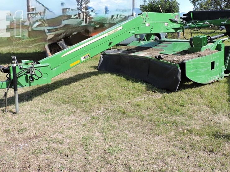 john-deere-835-image-2
