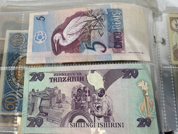 #40310-•-foreign-currency-bank-notes-image-53