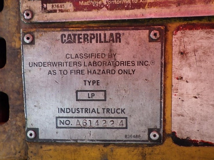 caterpillar-t70d-forklift-image-30