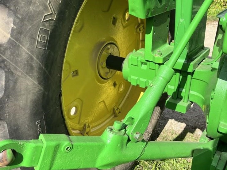 john-deere-4010-image-10