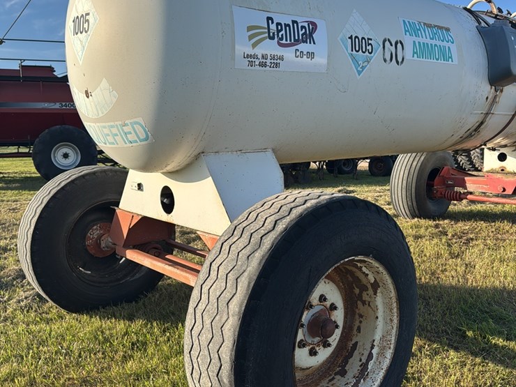 11-19-1450-gallon-nh3-tank,-16.5l---16.1-tires-image-10