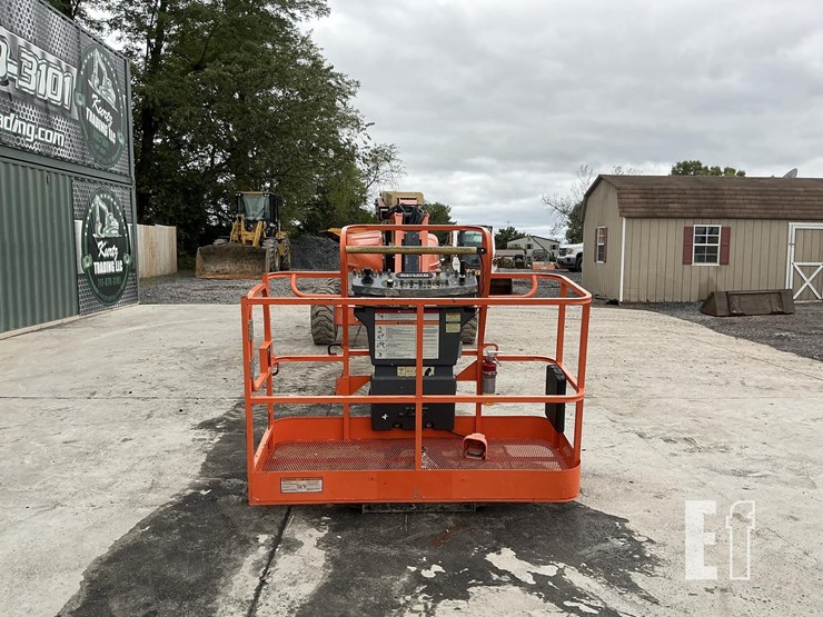 2019-jlg-m600jp-image-7